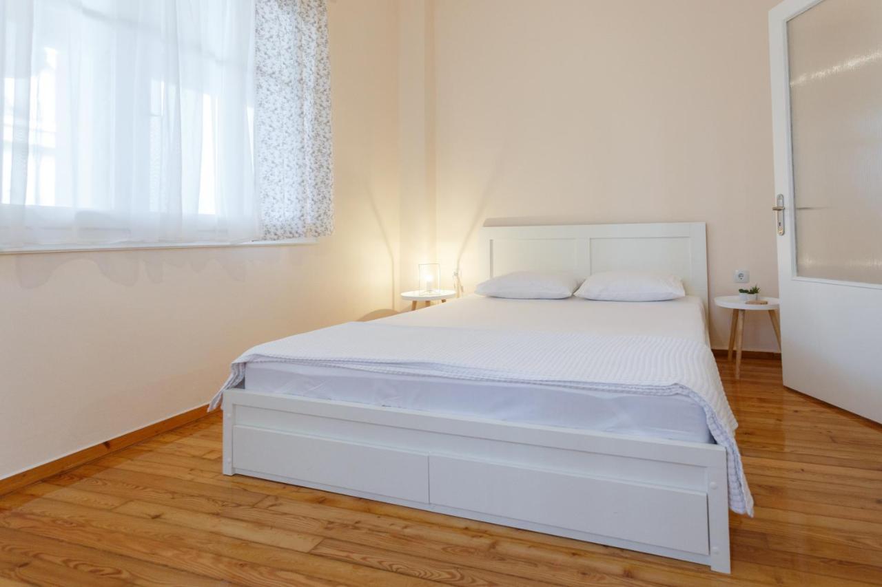 Centro Home 卡拉马塔 外观 照片